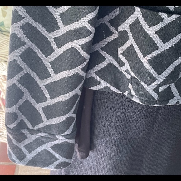Black & grey geometric jacket size 14 - Picture 3 of 5